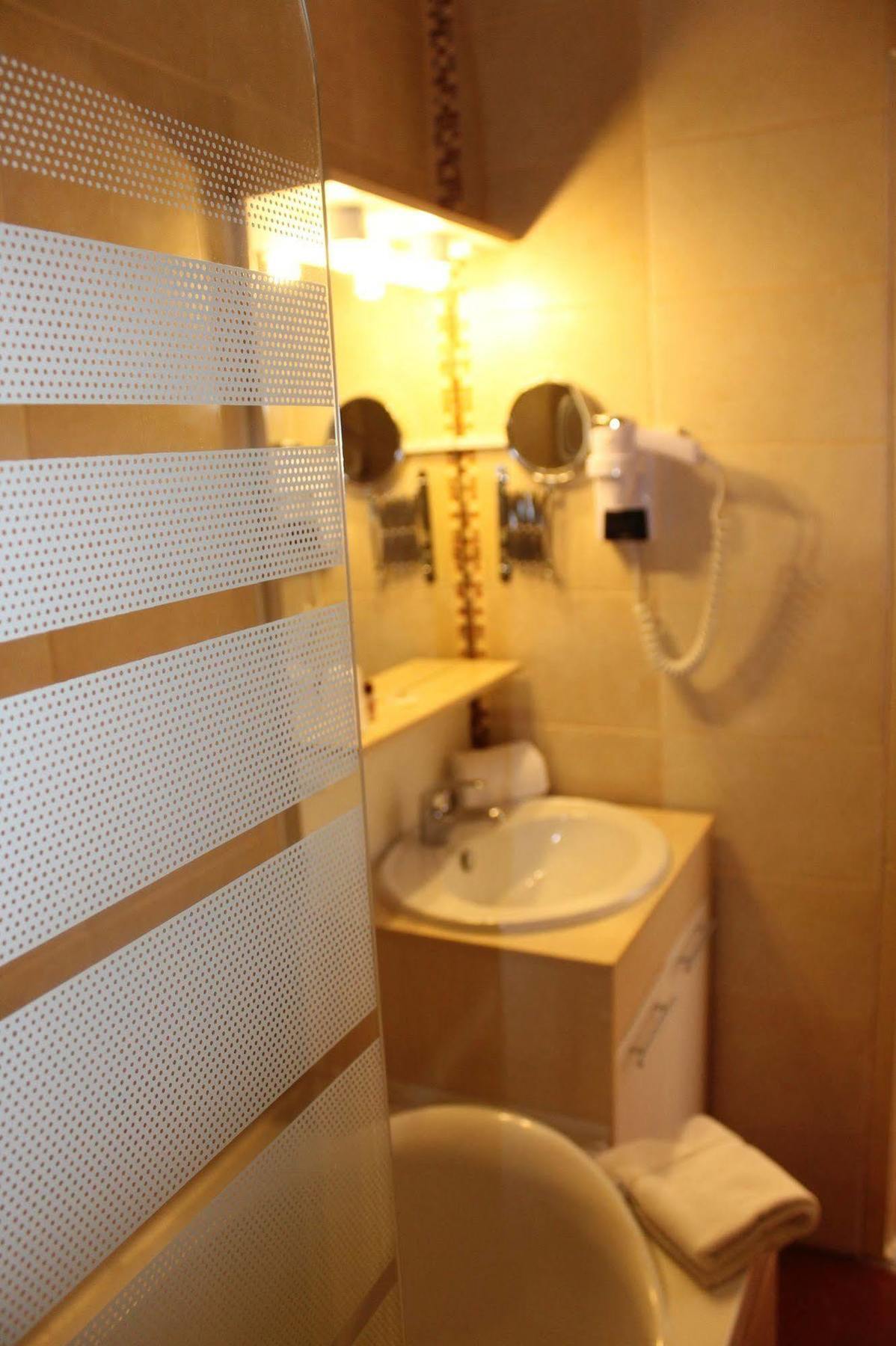 Hotel Le Madaleno Fontvieille Zewnętrze zdjęcie